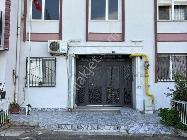 Esentepe Mahallesi, Çiğli içerisinde kiralık mülk
