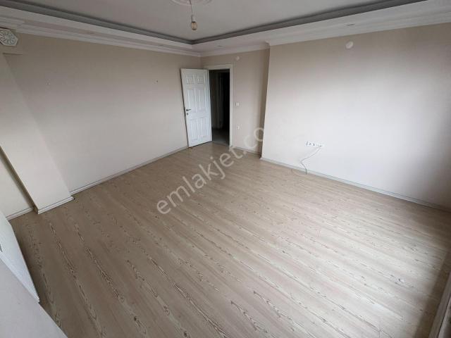 Esentepe Mahallesi, Sultangazi içerisinde kiralık mülk