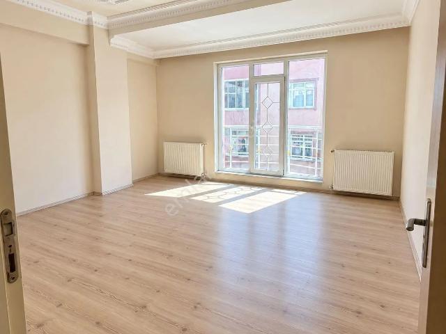 Esentepe Mahallesi, Sultangazi içerisinde kiralık mülk