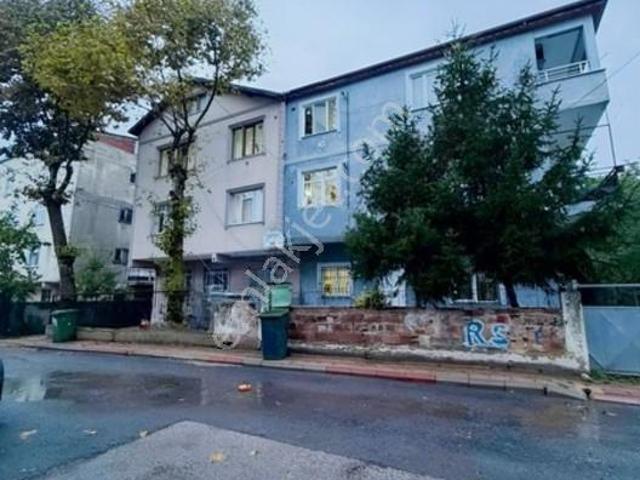 Esentepe Mahallesi, Körfez içerisinde satılık Bina