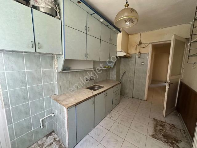 Karabağlar, İzmir içerisinde satılık mülk