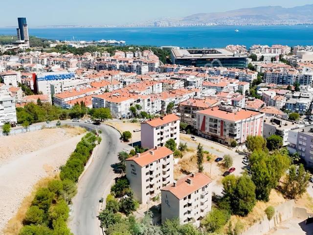 Esentepe Mahallesi, Karabağlar içerisinde satılık mülk