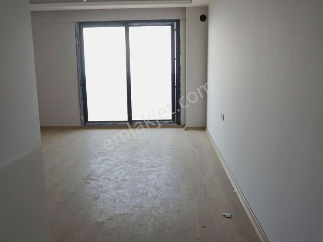Çiğli, İzmir içerisinde kiralık mülk