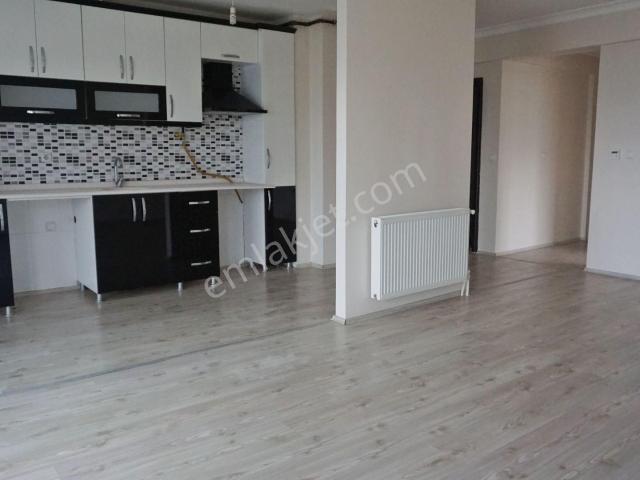 Çiğli, İzmir içerisinde kiralık mülk