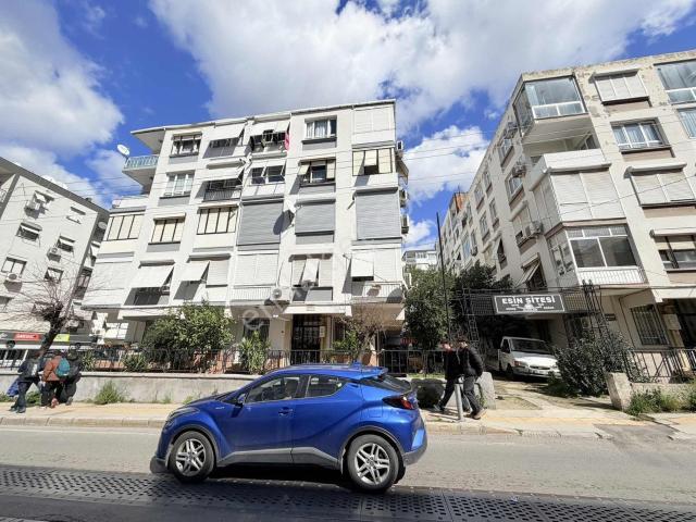 Karabağlar, İzmir içerisinde satılık mülk