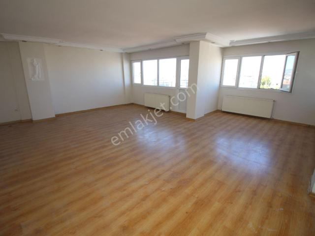 Esenyalı Mahallesi, Karabağlar içerisinde kiralık mülk