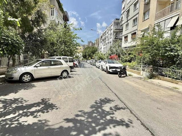 Karabağlar, İzmir içerisinde kiralık mülk