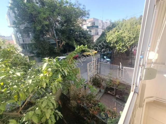 Karabağlar, İzmir içerisinde kiralık mülk