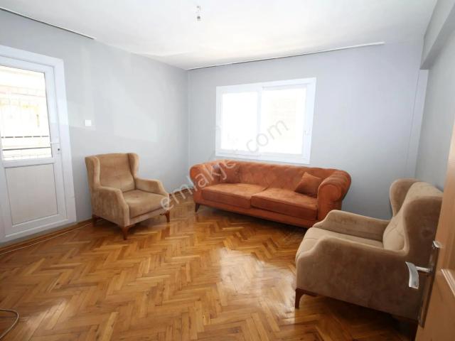Karabağlar, İzmir içerisinde kiralık mülk