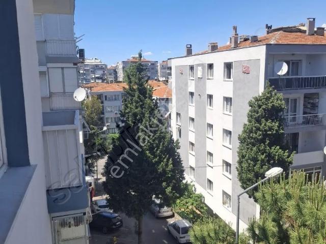 Karabağlar, İzmir içerisinde satılık mülk