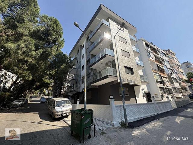 Esenyalı Mahallesi, Karabağlar içerisinde satılık mülk