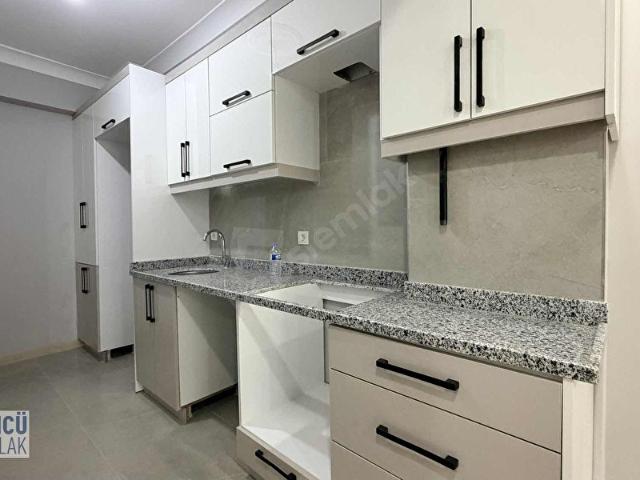 İstanbul içerisinde satılık mülk