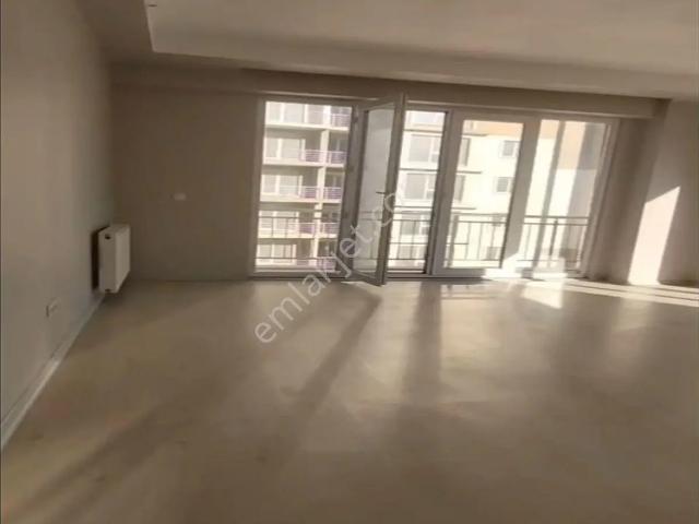 Piri Reis Mahallesi, Esenyurt içerisinde kiralık mülk