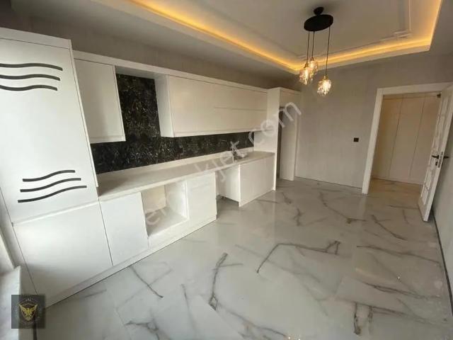 Saadetdere Mahallesi, Esenyurt içerisinde satılık mülk