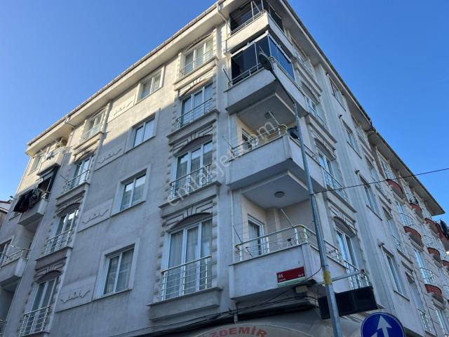 Esenyurt, Saadetdere Mahallesi içerisinde satılık Daire