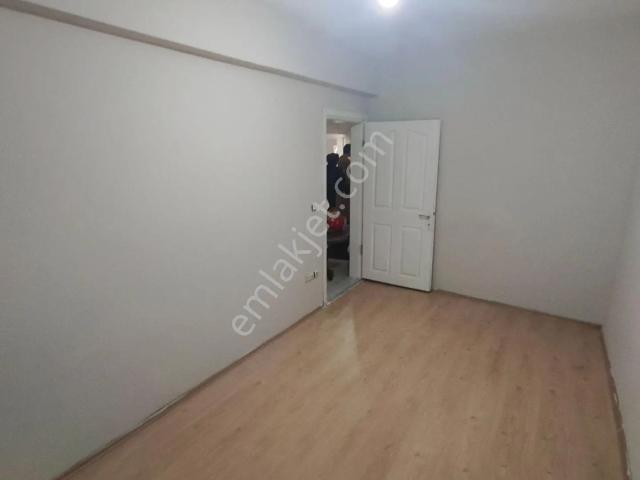 Talatpaşa Mahallesi, Esenyurt içerisinde kiralık mülk