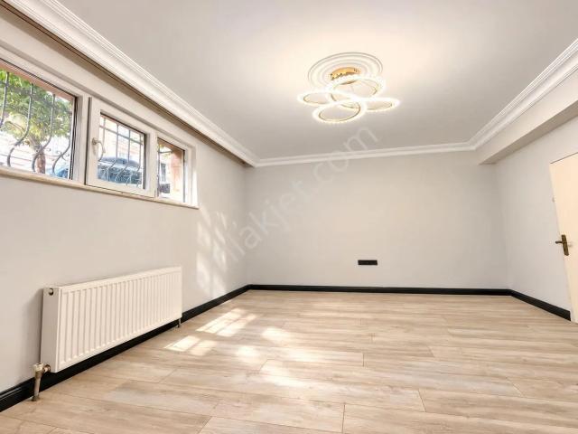 Üçevler Mahallesi, Esenyurt içerisinde satılık mülk