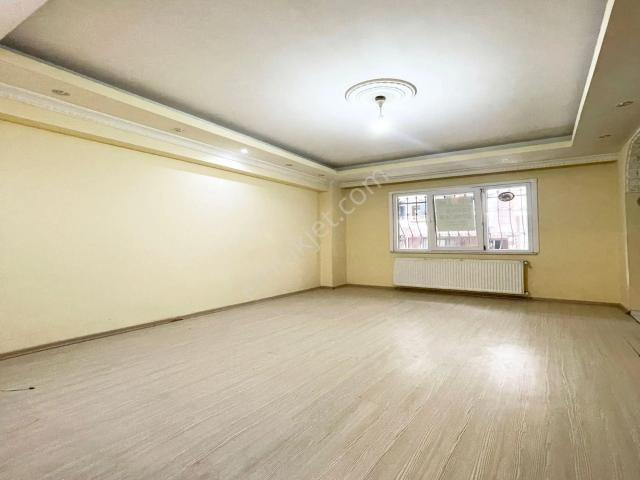 Üçevler Mahallesi, Esenyurt içerisinde kiralık mülk