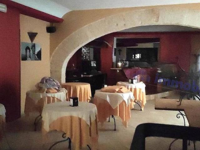 Locale Commerciale in affitto a Alcamo, Sicilia
