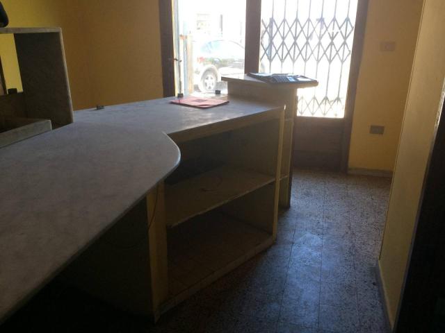Locale Commerciale in affitto a Il Colle, Calci