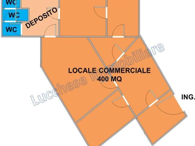 Locale Commerciale in affitto a Municipalità 5, Campania