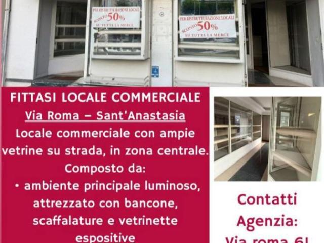 Locale Commerciale in affitto a Sant'anastasia, Campania