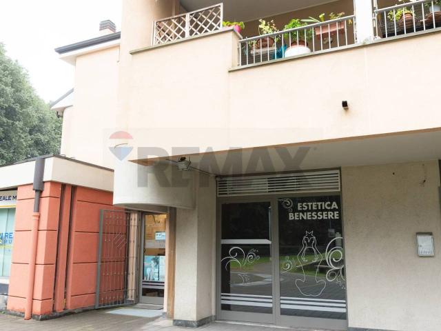Locale Commerciale in vendita a Castelletto, Abbiategrasso