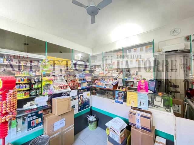 Locale Commerciale in vendita a Piemonte, Alessandria