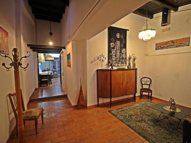 Locale Commerciale in vendita a Augusta, Sicilia
