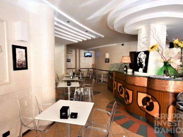 Locale Commerciale in vendita a Puglia, Brindisi