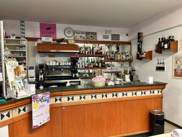 Locale Commerciale in vendita a Unione dei comuni Valle del Savio, Cesenà