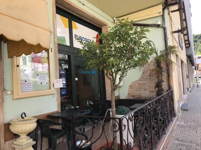Locale Commerciale in vendita a Marche, Ascoli Piceno