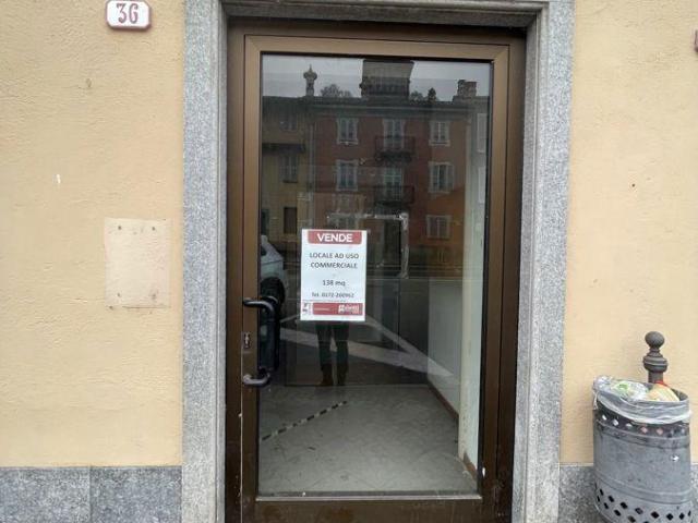 Locale Commerciale in vendita a Piemonte, Cuneo