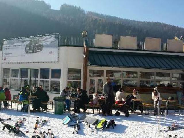 Locale Commerciale in vendita a Magnifica Comunità degli Altipiani Cimbri, Folgaria
