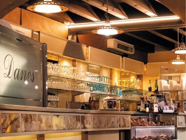 Locale Commerciale in vendita a Gussago, Lombardia