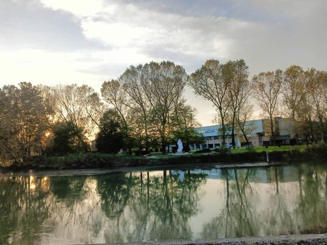 Locale Commerciale in vendita a Jesolo, Veneto