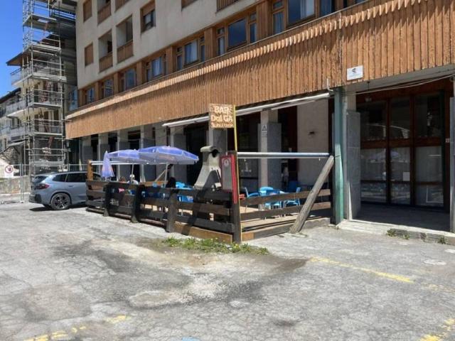 Locale Commerciale in vendita a Piemonte, Cuneo