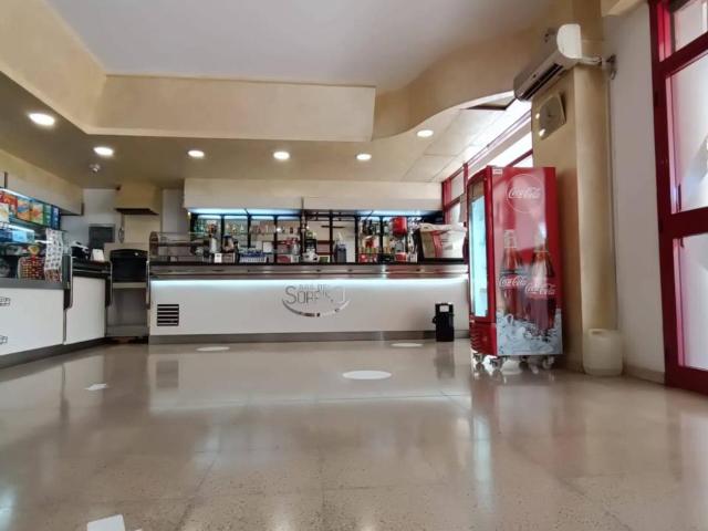 Locale Commerciale in vendita a Puglia, Foggia