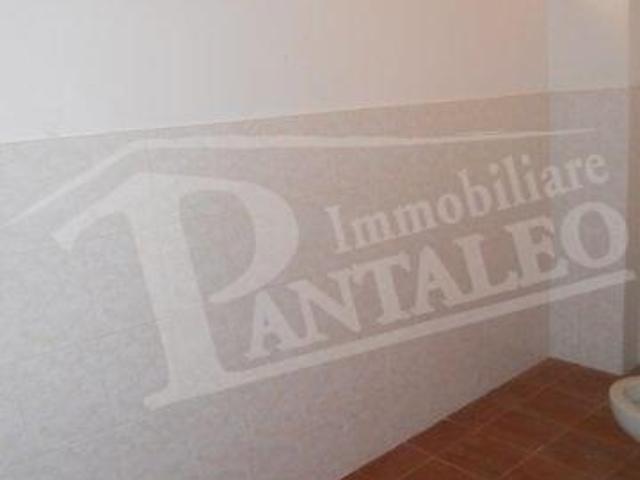 Locale Commerciale in vendita a Marsala, Sicilia