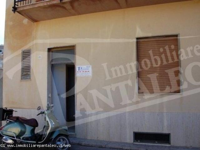 Locale Commerciale in vendita a Marsala, Sicilia
