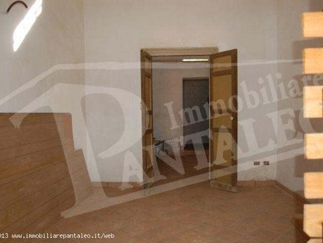 Locale Commerciale in vendita a Rione Sappusi, Marsala
