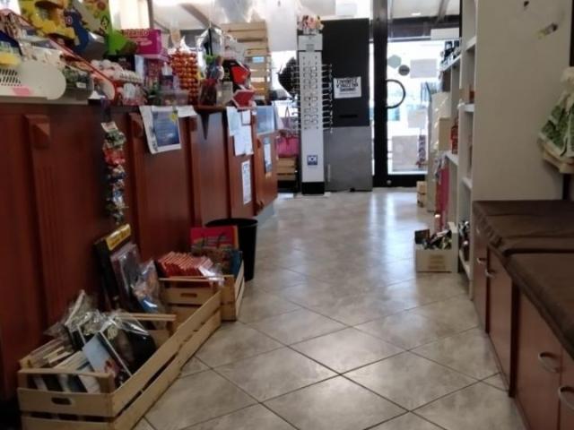 Locale Commerciale in vendita a Belvedere, Misano Adriatico