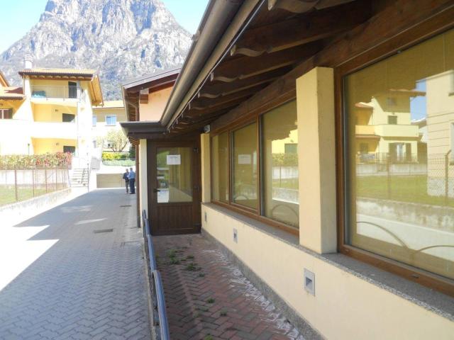 Locale Commerciale in vendita a Campo Mezzola, Novate Mezzola
