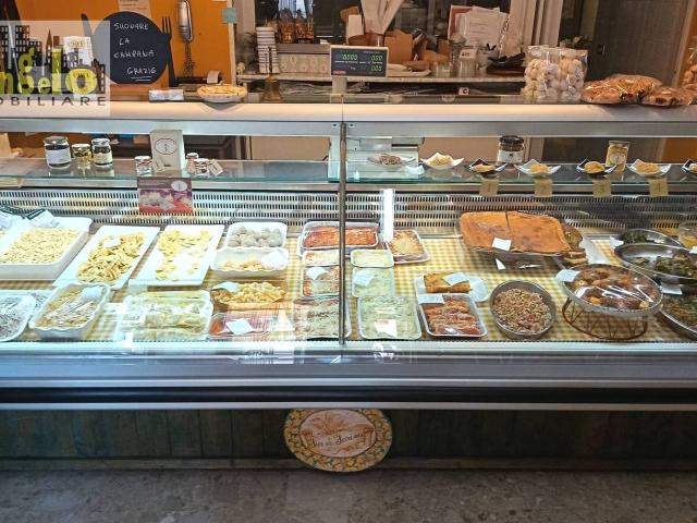 Locale Commerciale in vendita a Marche, Ascoli Piceno