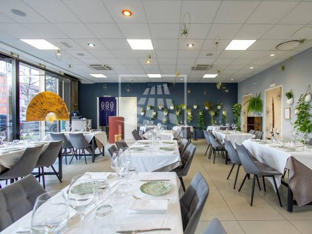 Locale Commerciale in vendita a Re, Reggio Emilia