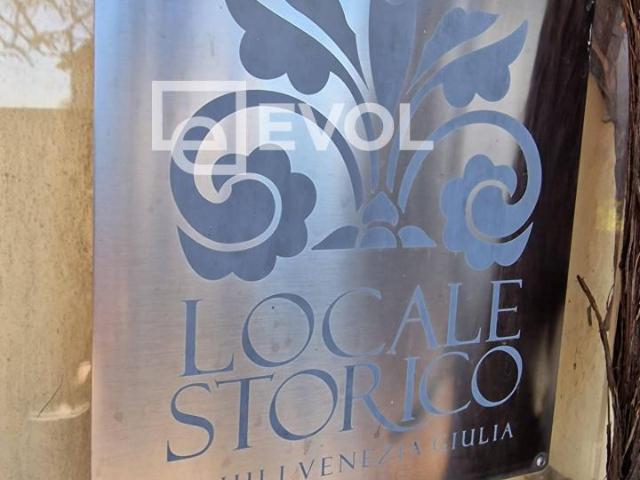 Locale Commerciale in vendita a Tarcento, Friuli-Venezia Giulia