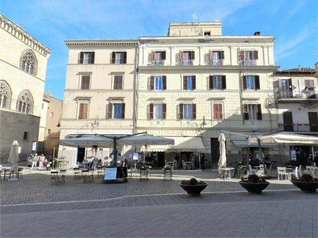 Locale Commerciale in vendita a Tarquinia, Lazio