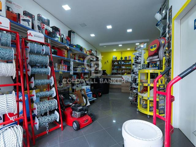 Locale Commerciale in vendita a Vittoria, Sicilia