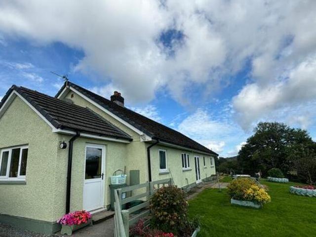 House for sale in Llandeilo, Wales