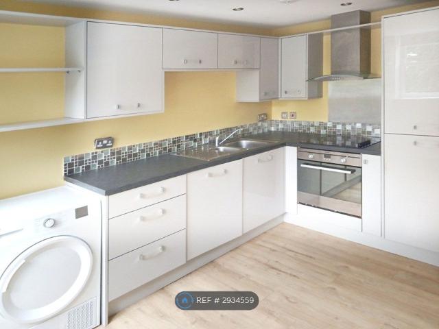 House for rent in Upperton, Eastbourne